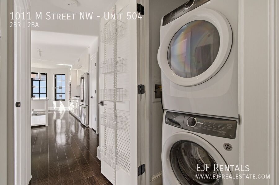 Stunning Shaw Two-Bedroom W/ Incredible Roof Top Available Now! property image