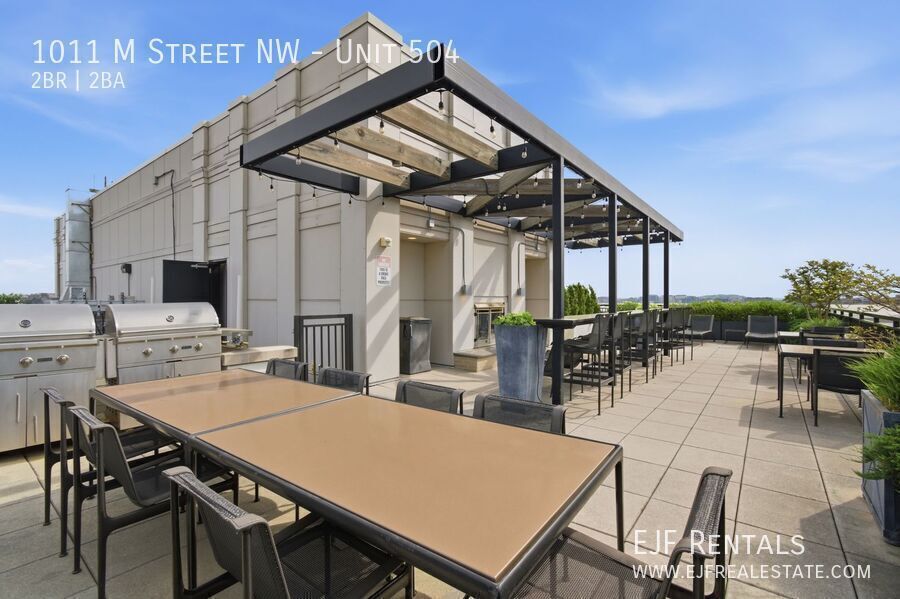 Stunning Shaw Two-Bedroom W/ Incredible Roof Top Available Now! property image