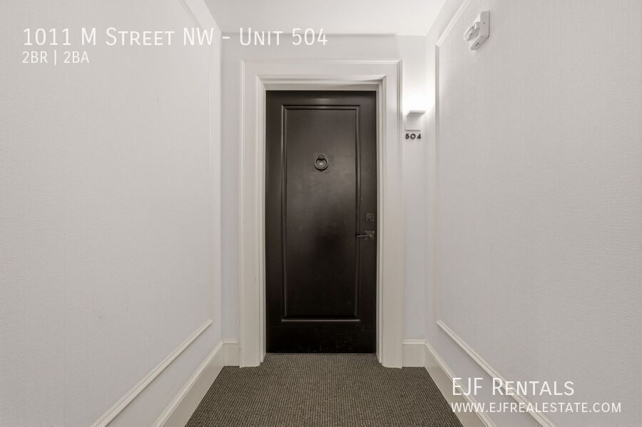 Stunning Shaw Two-Bedroom W/ Incredible Roof Top Available Now! property image