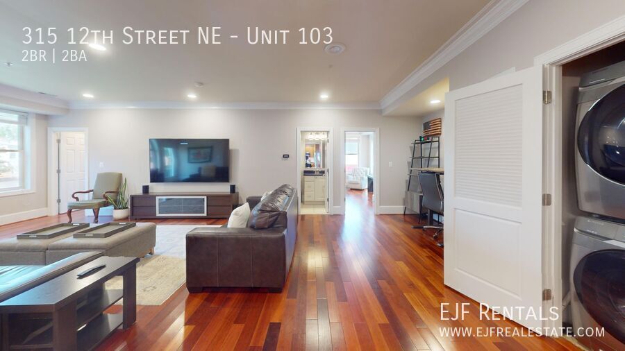 Stunning 1,300 Square Foot Capitol Hill Condo for Rent- Parking Included, Outdoor Space, Modern Finishes & More property image