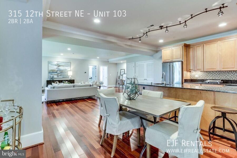 Stunning 1,300 Square Foot Capitol Hill Condo for Rent- Parking Included, Outdoor Space, Modern Finishes & More property image
