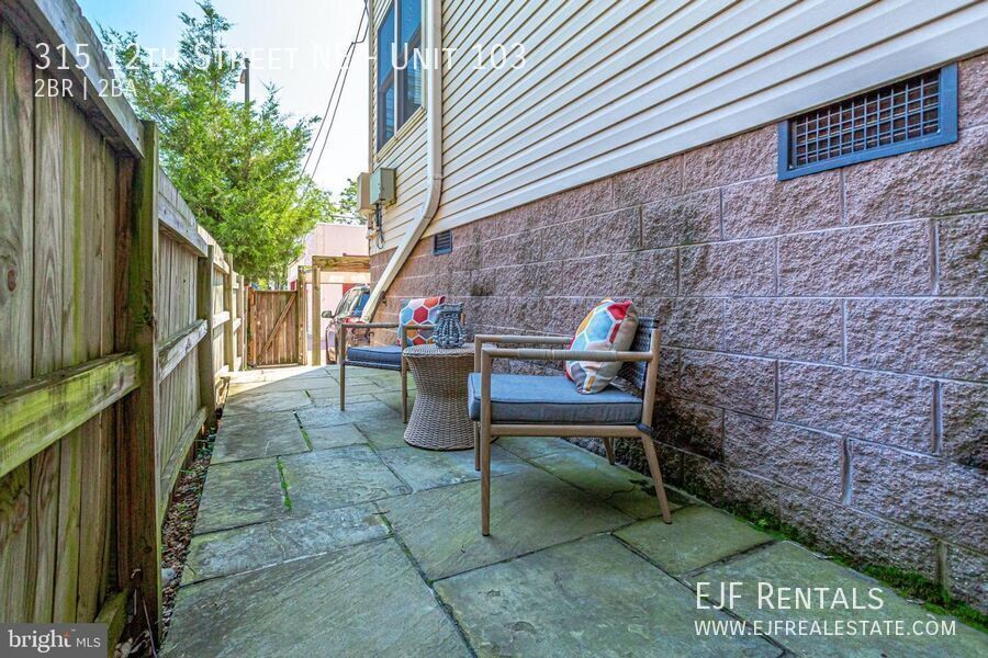 Stunning 1,300 Square Foot Capitol Hill Condo for Rent- Parking Included, Outdoor Space, Modern Finishes & More property image