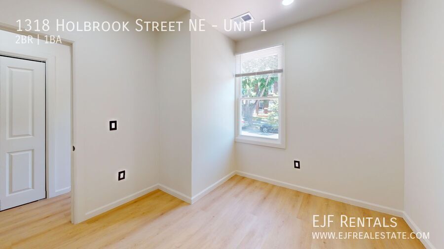 New Construction One Bedroom One Bathroom-Parking Included! W/Washer & Dryer property image
