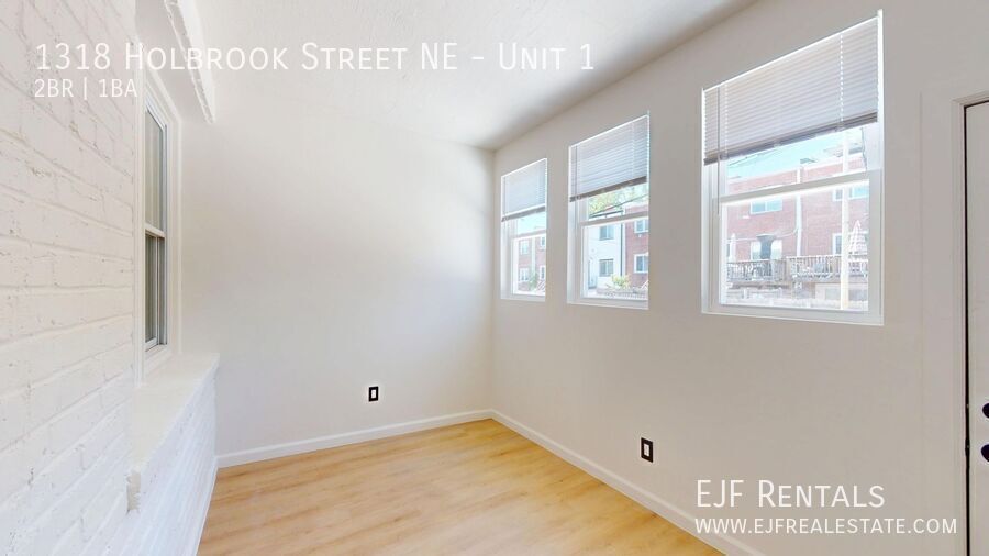 New Construction One Bedroom One Bathroom-Parking Included! W/Washer & Dryer property image