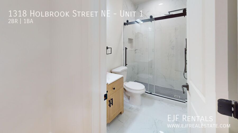 New Construction One Bedroom One Bathroom-Parking Included! W/Washer & Dryer property image
