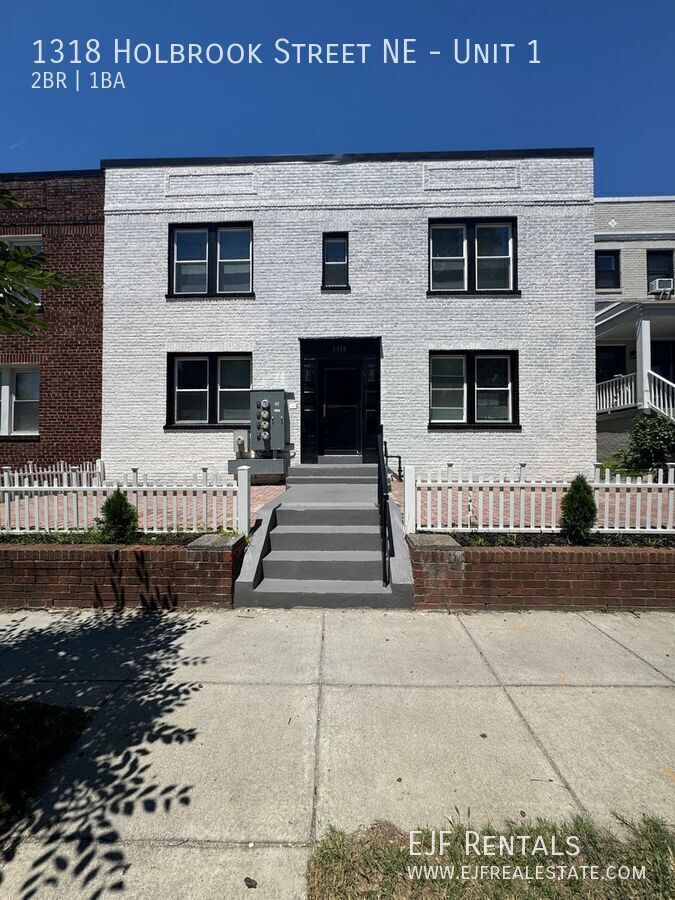 New Construction One Bedroom One Bathroom-Parking Included! W/Washer & Dryer property image