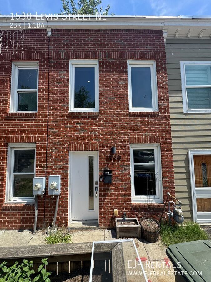 DC Backyard Oasis-Fully Renovated Two-Bedroom House Available Now! property image