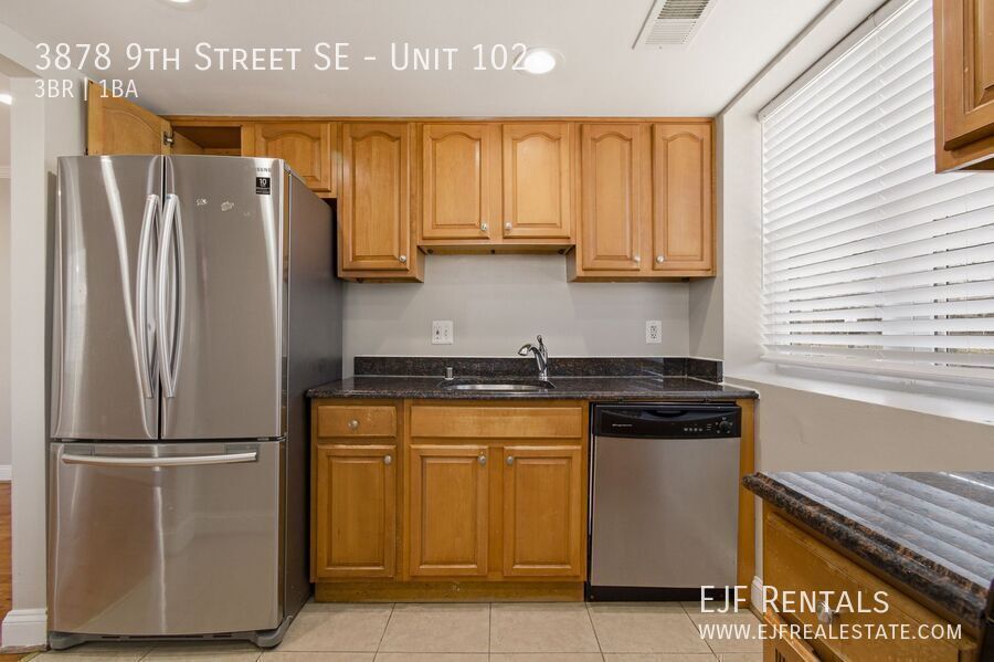ONE MONTHS RENT FREE- Congress Heights Three-Bedroom W/Washer & Dryer In Unit! property image